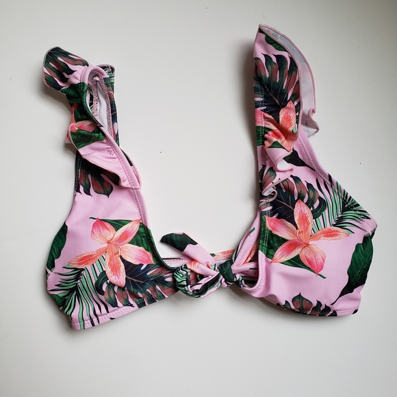 Missguided Bikini Set  Pink Flowers - Picture 5 of 9